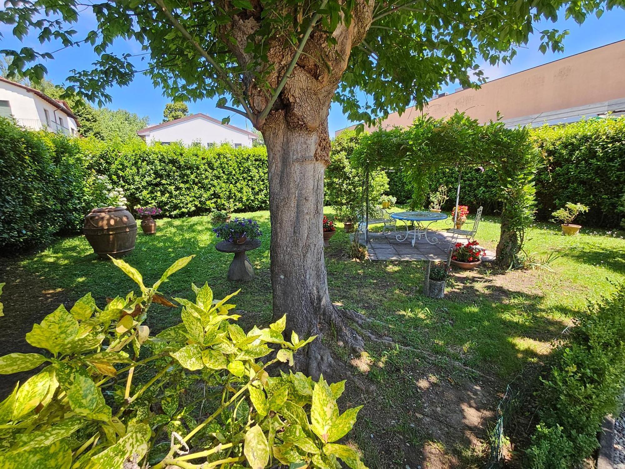 B&B Casa Tessieri Lucca Exteriör bild